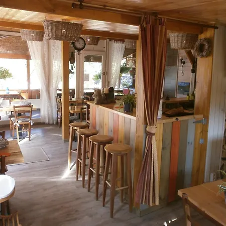 Luxury tent Lou Passavous Le Vernet (Alpes-de-Haute-Provence)